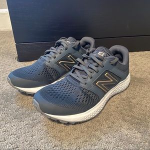 *LIKE NEW* New Balance Sneakers